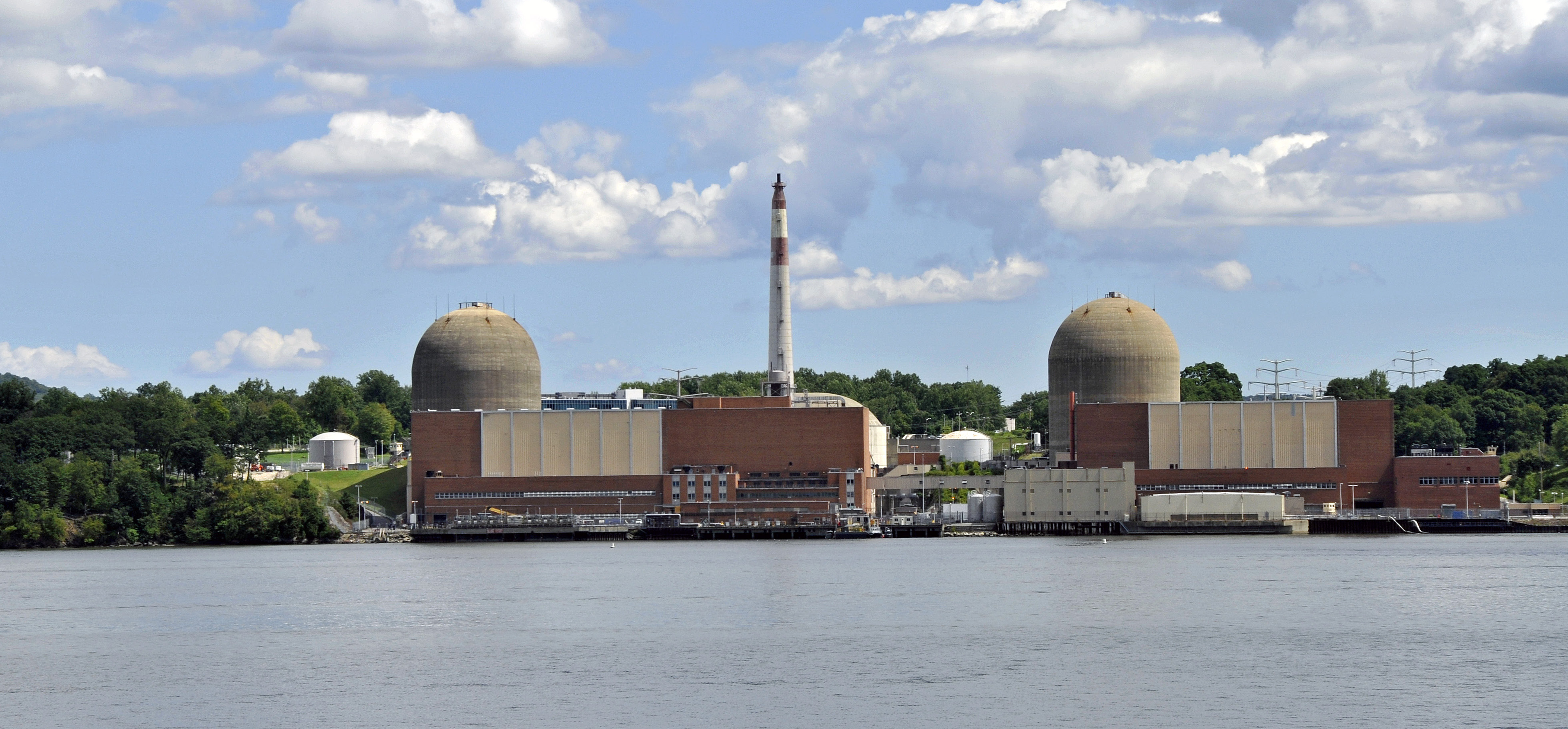 New York's Indian Point reactors. Photo from wikipedia.